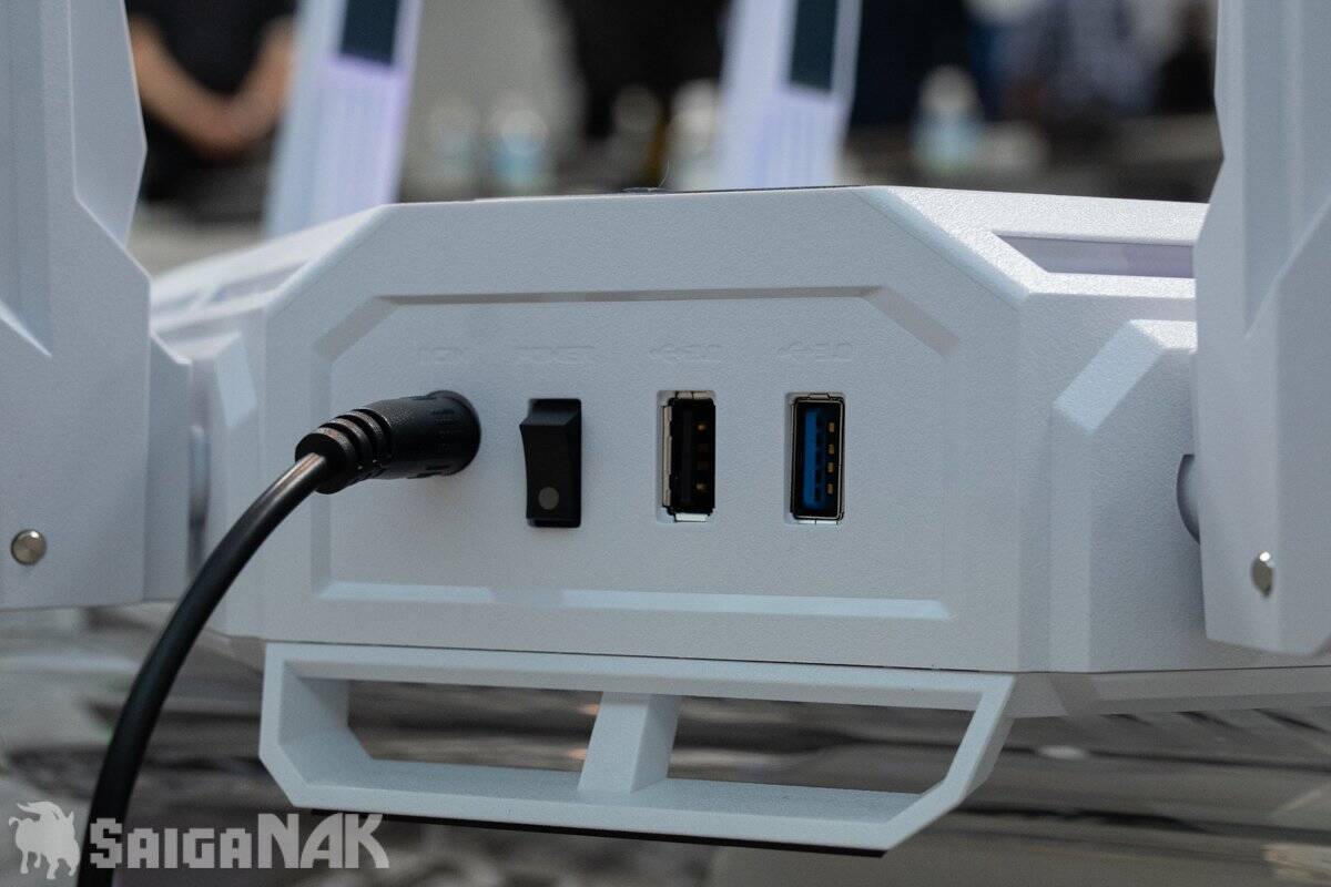 ROGの世界初AIコア搭載ルーター「ROG Rapture GT-BE19000」お披露目！対話でネットワーク設定も可能