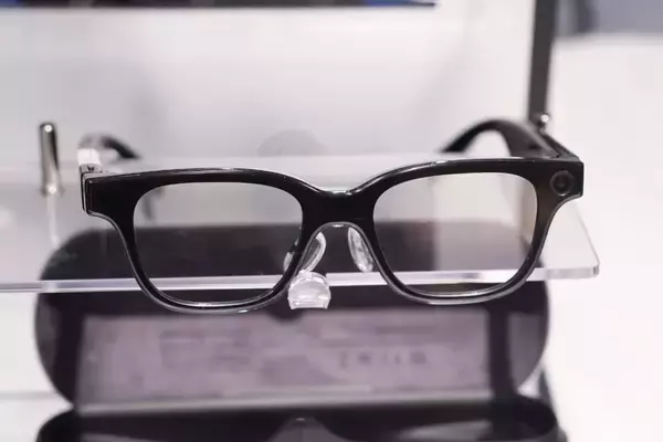 「メガネの完全上位互換になり得る「Rokid スマートAIグラス」がMakuakeで先行販売スタート！実際に製品を試してみた」の画像