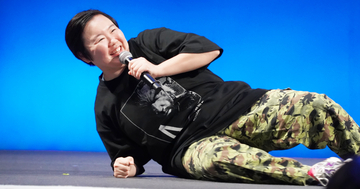 【TGS2025】「ゲームさんぽ」ステージレポート！お笑い芸人のやす子さんと一緒に「メタルギア」の世界を探検