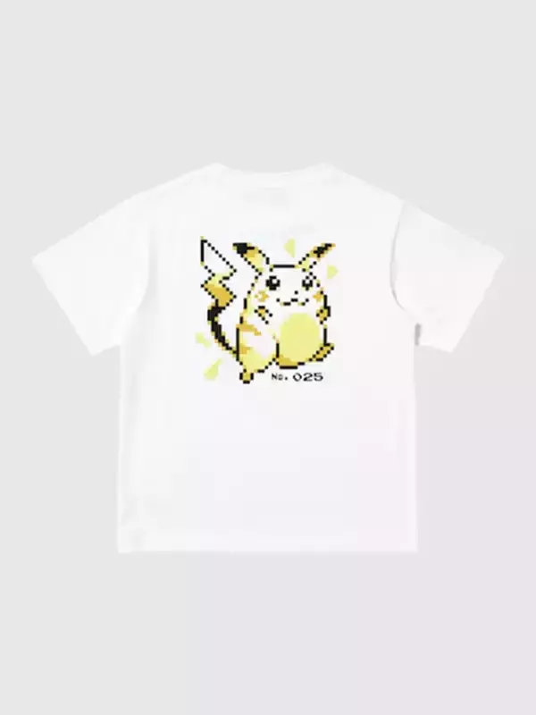 「ポケモン30周年を記念したUTコレクション第2弾が登場！モノクロのゲームドットで表現されたデザイン」の画像