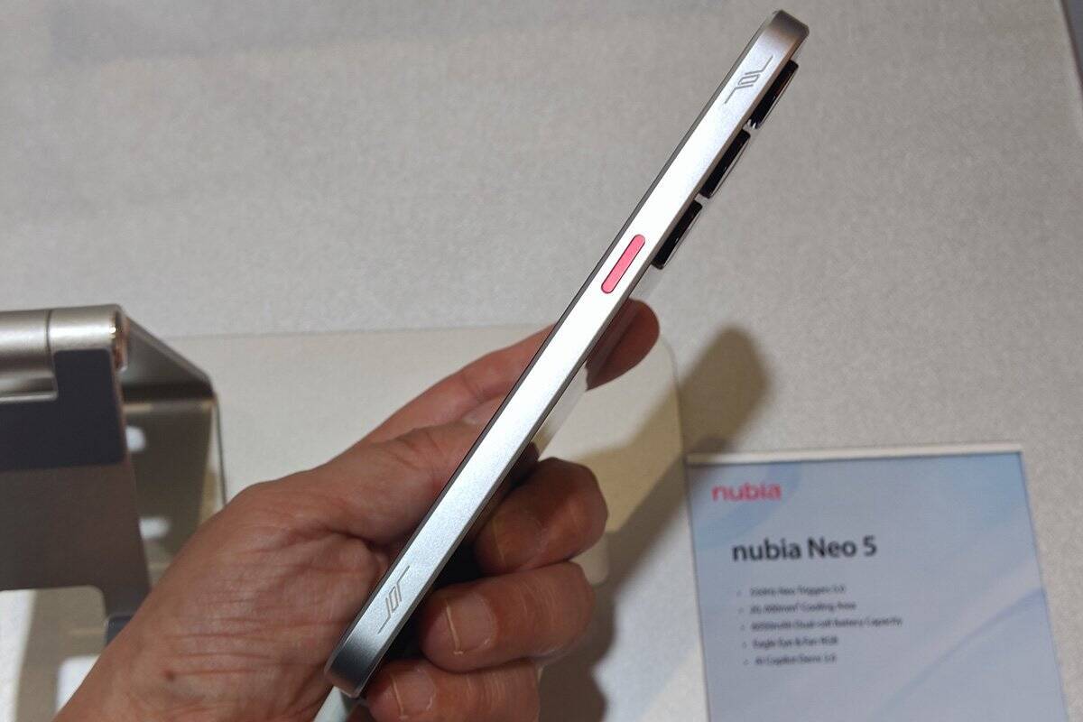 nubiaがMWCで「Neo 5 GT」など新ゲーミングスマホを発表！VOCALOID「洛天依(Luo Tianyi)」モデルも展示