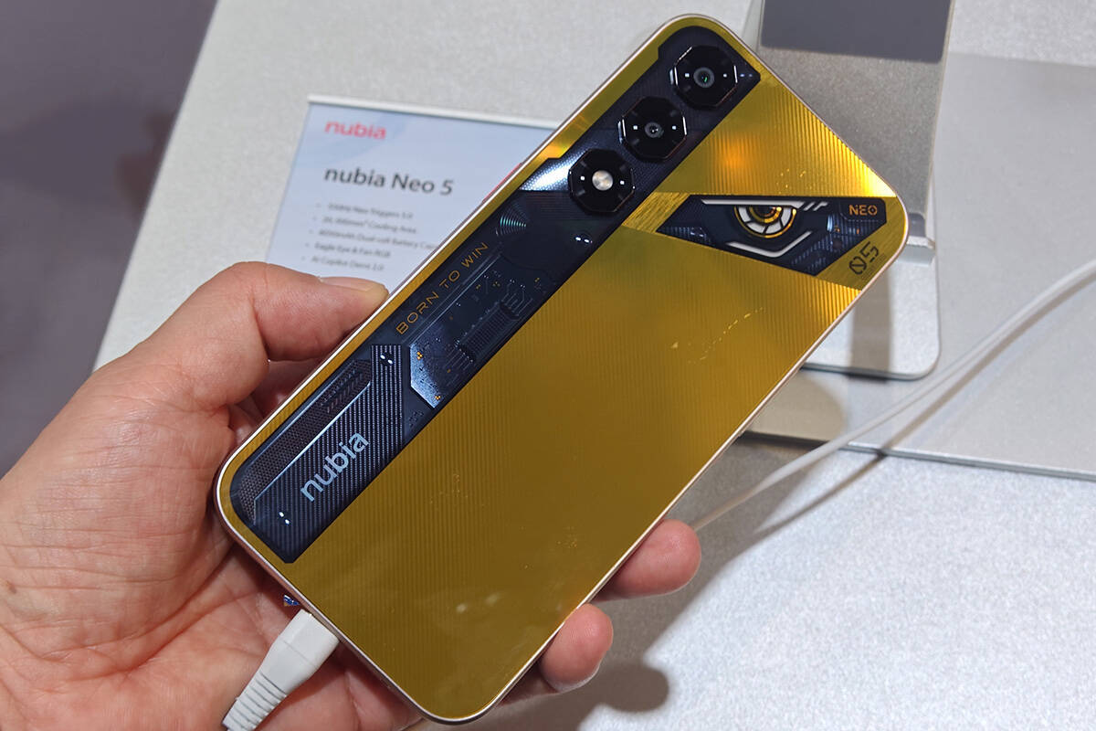 nubiaがMWCで「Neo 5 GT」など新ゲーミングスマホを発表！VOCALOID「洛天依(Luo Tianyi)」モデルも展示