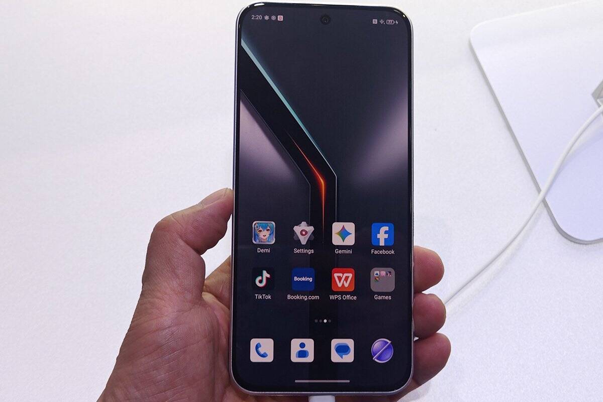 nubiaがMWCで「Neo 5 GT」など新ゲーミングスマホを発表！VOCALOID「洛天依(Luo Tianyi)」モデルも展示