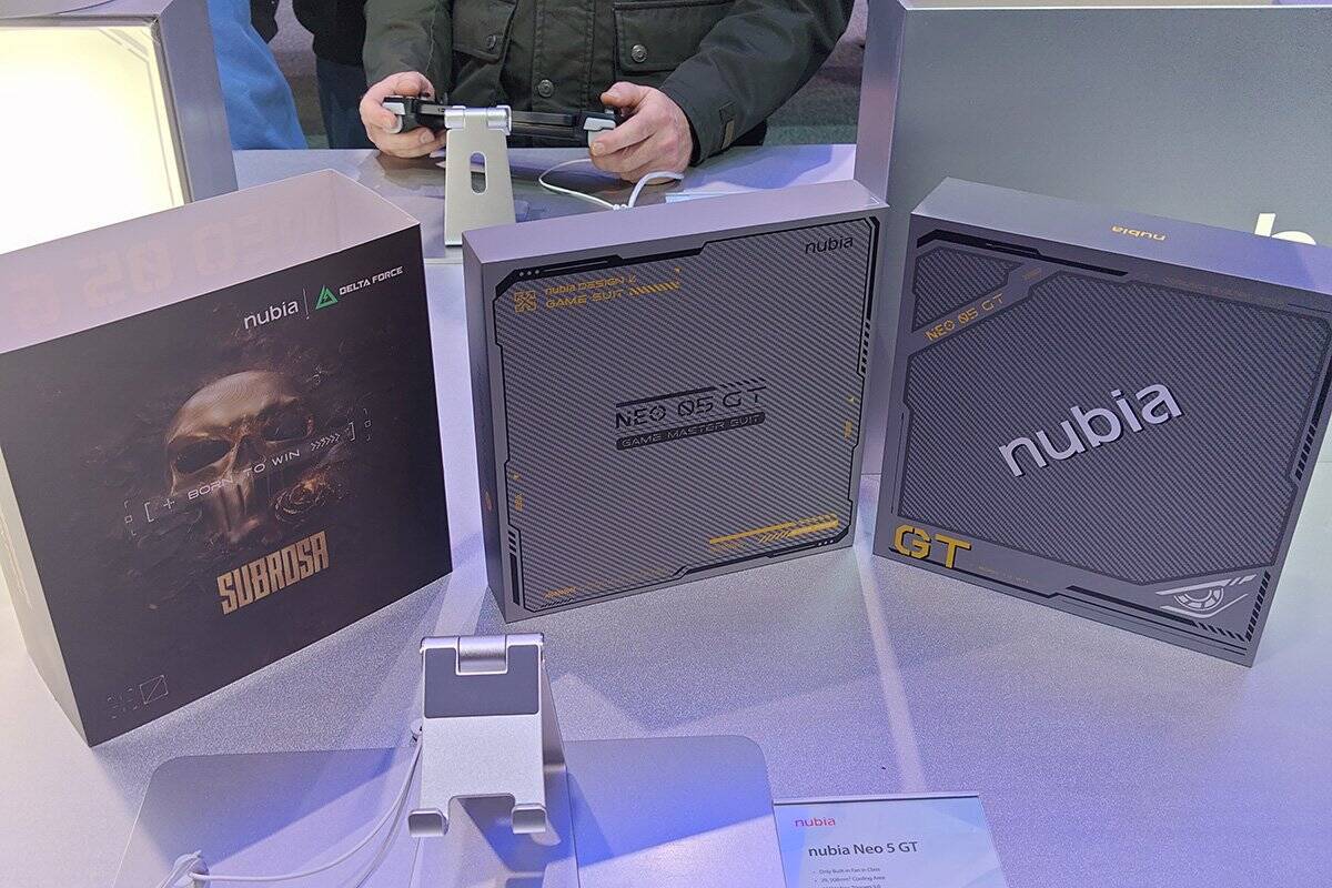 nubiaがMWCで「Neo 5 GT」など新ゲーミングスマホを発表！VOCALOID「洛天依(Luo Tianyi)」モデルも展示