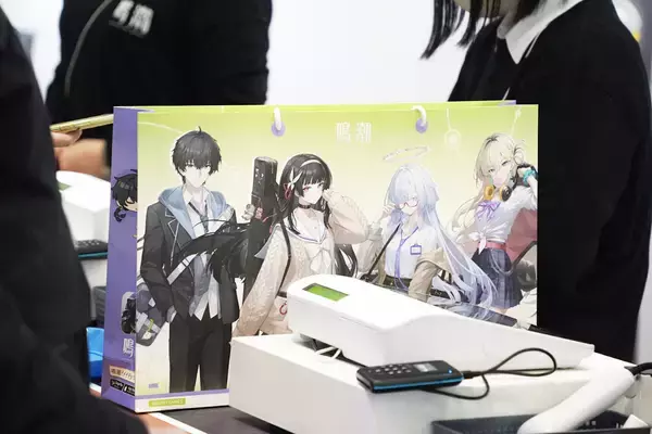 「【コミケ107】企業ブースフォトレポート「鳴潮」」の画像