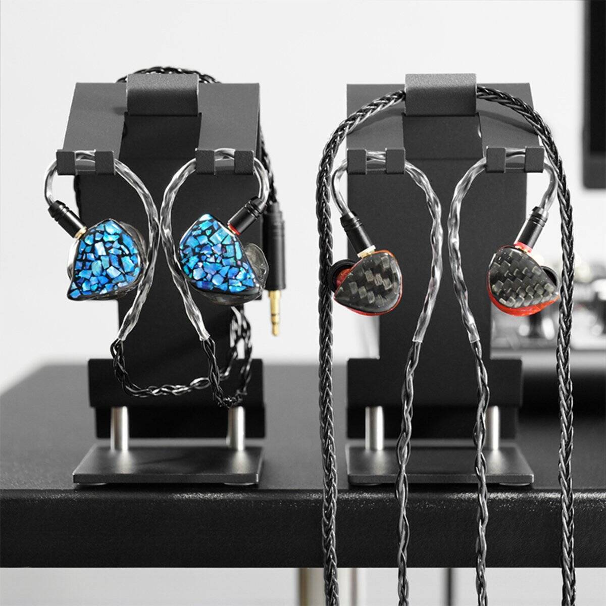 有線イヤホンの「脱ぎっぱなし」を卒業！Bauhutteが「イヤホンスタンド BHS-ES130」を発売！