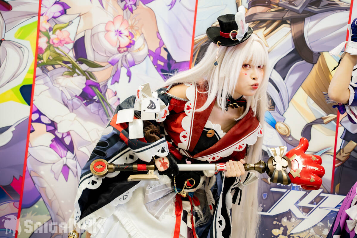 【C108】崩壊：スターレイル×Fate/stay night [Unlimited Blade Works]コラボ記念フォトスポットにコスプレイヤーが登場