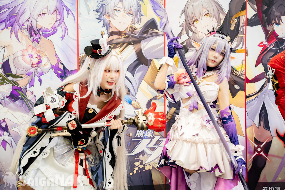 【C108】崩壊：スターレイル×Fate/stay night [Unlimited Blade Works]コラボ記念フォトスポットにコスプレイヤーが登場