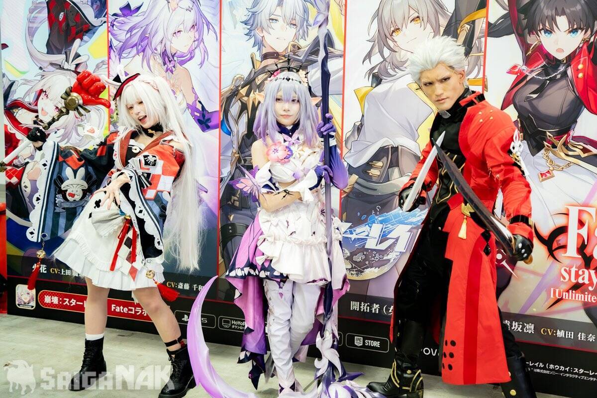 【C108】崩壊：スターレイル×Fate/stay night [Unlimited Blade Works]コラボ記念フォトスポットにコスプレイヤーが登場