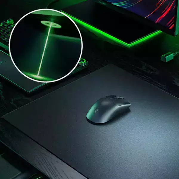 「Razerからガラス製ゲーミングマウスパッド「Razer Atlas Pro」が登場！世界最薄の1.9mmを実現」の画像