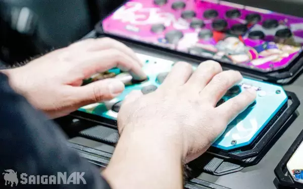 「【EVO Japan 2026】ふもっふのおみせ、Brookブースレポート！コラボデバイスの実物展示や会場限定特価商品など」の画像
