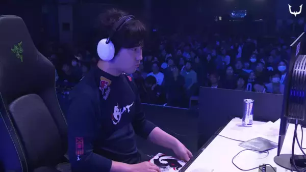 「「Evo LEGENDS LIVE」でREJECTのウメハラ選手とEvo 2025王者MenaRD選手が直接対決！MenaRD選手が10-6で勝利！」の画像
