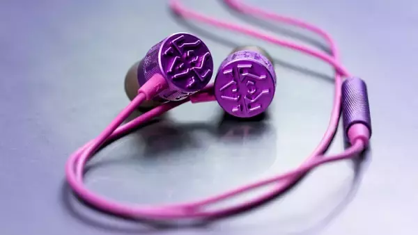 「「GRAPHT」から「スト6」コラボの新作アイテムがEVO Japan 2026にあわせて多数登場！描き下ろしアートのアパレルやアケコンiOなど」の画像