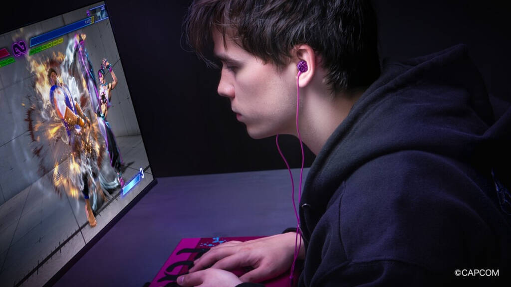 「GRAPHT」から「スト6」コラボの新作アイテムがEVO Japan 2026にあわせて多数登場！描き下ろしアートのアパレルやアケコンiOなど