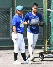 兄を追い花咲徳栄高に入学、岩井監督の次男・虹太郎選手　兄も出た甲子園、「夏は特別」と気合　飛球を好捕、先頭打者で安打…好守で役目を果すも敗戦　父と「親子で日本一」…夢に幕