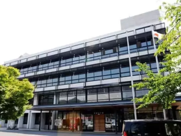 町長の給与減額案を否決　埼玉・長瀞町議会　「期間が短い」「認識が薄い」なとど指摘　町議選での運動員報酬を受けて提出の特例条例案