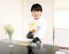 「人生をかけて作ったチョコレート」も…そごう大宮店でバレンタインフェス　来月14日まで約80店舗が参加　色とりどりのチョコレートや焼き菓子が並び、イートインコーナーも