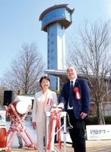 もっと輝いてや…埼玉の行田タワーに100万円　大阪・通天閣から寄付　展望室内の天井や壁が劣化、塗装や壁紙の張り替えに　通天閣観光、修繕にと申し出る「これからもエールを送りたい」