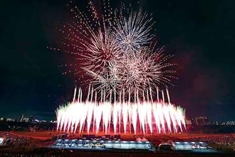絶景！花火1万1100発、打ち上げへ　川口花火大会、11月14日に開催　グルメエリアに50店が出店予定　川口商議所が創立90周年、青年部は40周年、女性会は30周年で「記念すべき年、盛大に打ち上げたい」