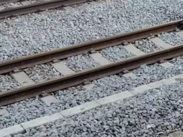 西武池袋線で人身事故…10代ぐらいの女性死亡　急行電車にはねられる　17日　最大1時間33分遅れ、164本運休、2万7千人に影響【鉄道情報】