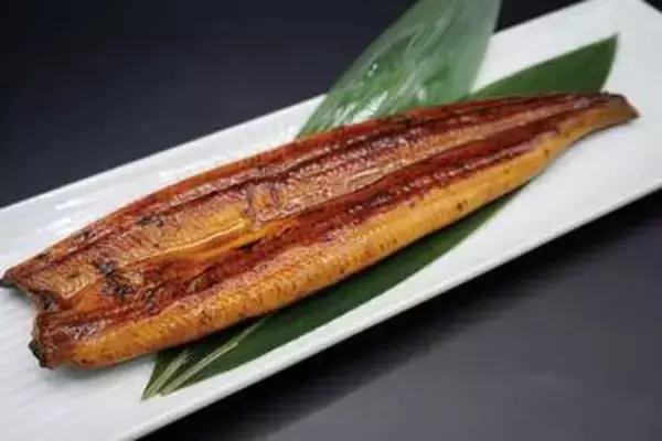 埼玉・上里そだち…「侍うなぎ」の蒲焼冷凍品、ブランドに　「上里うどん」「手作りいちごクランチ」「おいしいぷりん」などと4品　上里町、魅力ある町産品と認定