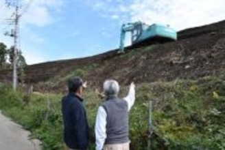 高さ10メートル以上の土砂…行政処分から3年も撤去進まず　埼玉・熊谷、条例違反の土砂堆積　住民「雨の季節までに解決を」