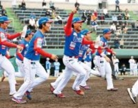 ＜埼玉武蔵＞サヨナラで2連勝　ホーム開幕戦、千葉に6―5　坪井が2本塁打
