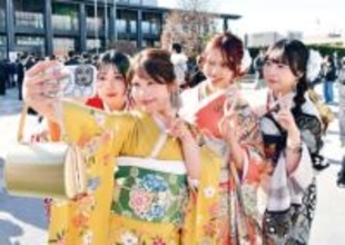 二十歳の「新成人」6万9927人…6年連続で減少　埼玉で初めて7万人を下回る　県内各地で「成人式」　前年より192人減、減少率1位は
