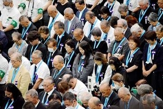 戦争の悲惨さ、伝え続けなければ…全国戦没者追悼式で埼玉県内遺族ら、次世代への継承を強く訴え　「自分たちがつないでいきたい」「その先の世代にも伝え続けてほしい」