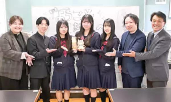 川越西高の生徒が提案…ジュースに川越いものアイスとモナカを乗せたソーダ　新メニュー「玉ちゃんソーダ」　ときがわの日帰り温泉施設で提供　20日から　モナカには急きょ変更、お披露目会で語られた裏話とは