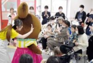 「子どもにもお母さんにも刺激に」　埼玉の病院で人気絵本シリーズ「くまのがっこう」の出張授業　心臓移植を必要とする子どもを支援する「あけみちゃん基金」　長期入院する子どもに向けて埼玉で初実施