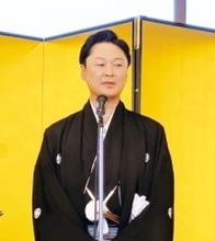 「力を合わせて挑戦し続けたい」　新社長と会長就任を披露　ベーカリーやフードコート事業を展開するアクア　ベーカリーカフェ「ブーランジェベーグ」は21店舗に