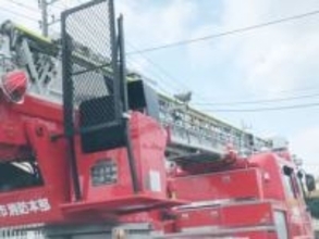 女性死亡か…朝7時過ぎに異変、通行人が気付いて通報　1人暮らしとみられる住宅全焼、現場から遺体発見　住人女性と連絡が取れず