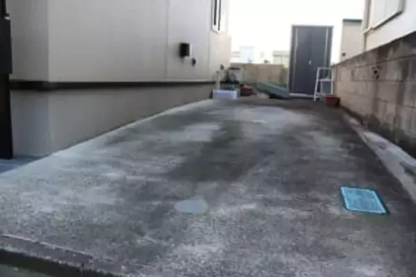 母死亡、会社員51歳…交際し別れた男、車で連れ去って監禁か　異変を感じた娘、警察に相談…男宅で母遺体を発見　男を追起訴　何らかの暴行をされた母、全治不詳の鼻出血