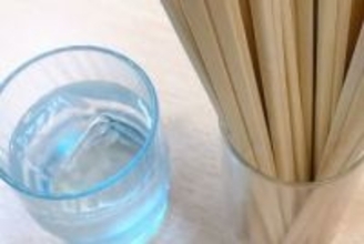 食中毒…客3人が腹痛下痢、焼き鳥を食べて　発熱も判明　3人で来店し、全員が体調不良…カンピロバクターを検出、店を営業停止に