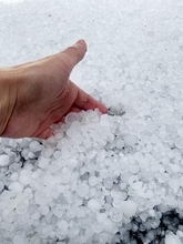埼玉でひょう…13日、真夏日も昼過ぎから雨や雷雨に注意　ゲリラ雷雨でひょう積もる