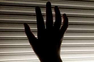 依願退職…男性30人“パパ活”の20代女性職員　勤務する税務署で許可を得ず　風俗店5店でも働き、地下アイドルの“推し活”に費やす　情報提供あり発覚