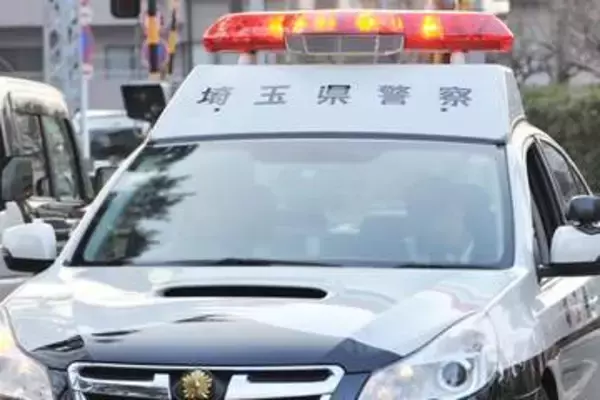 母だまされ、1100万円を失う　「置き忘れた」の電話、いとこだと信じてしまう…自宅前で“いとこの同僚”に現金を手渡す　20代ぐらいの男、Tシャツに眼鏡　その後、娘に電話し詐欺発覚