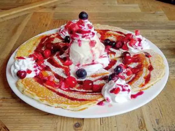 人気は「ベリーベリーパンケーキ」…「今までで一番おいしかった」との声も　川越のcafe Matilda、パンケーキを中心に展開　オーナーが重きを置く点…“シンプルだが家庭では作れない”