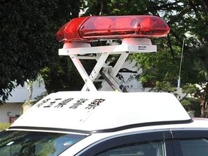 男性にペットボトルを投げ付ける　暴行の疑いで男逮捕　現場では集会活動が予定　県警