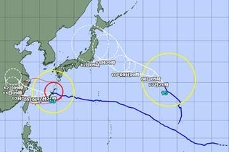 ダブル台風…埼玉で午後、激しい雨か　大型の台風、最大瞬間風速30メートルで移動中…予報円に埼玉が入った