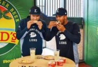 「めっちゃおいしい」…ライオンズの本拠地ベルーナドーム前に「エルズグルメストリート」誕生　観戦チケットがなくても楽しめる　ハムやソーセージ、「獅子のからたま」など最大14台のキッチンカーが出店