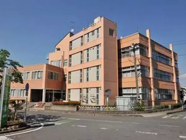 部下の女性職員にセクハラ…埼玉・越生町、男性主査を処分　職場の宴会で、肩や腰を触り手を握る　「酔って覚えていない」と話すも→目撃した職員がいてセクハラを認定