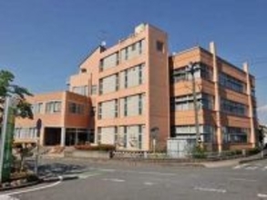 部下の女性職員にセクハラ…埼玉・越生町、男性主査を処分　職場の宴会で、肩や腰を触り手を握る　「酔って覚えていない」と話すも→目撃した職員がいてセクハラを認定