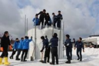 巨大かまくら楽しんで　31日から「雪恋まつり」学芸館高生準備