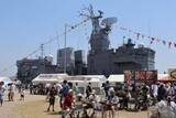 「海自艦すごい迫力 ステージイベントも盛況　玉野で港フェス、17日まで」の画像1