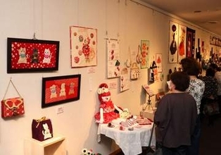 パッチワークキルト 親娘二人展　着物やタペストリーなど30点