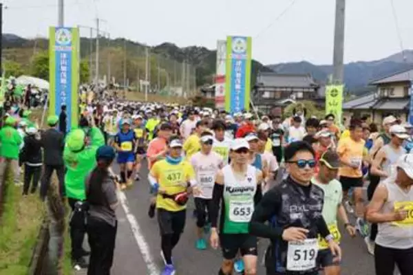 春の作州路を1368人疾走 津山で加茂郷フルマラソン大会