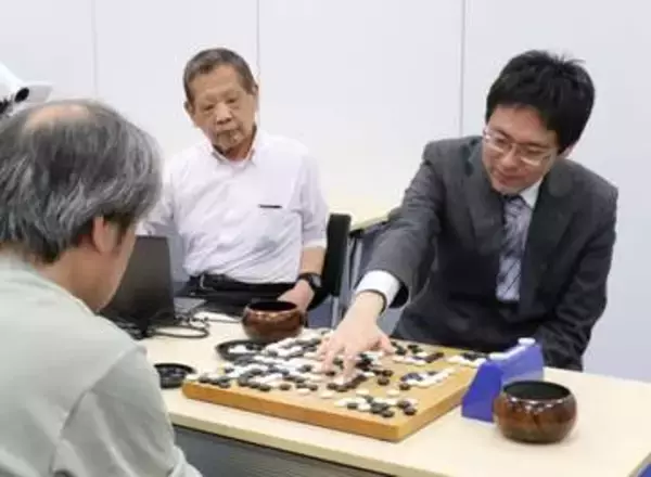 岡山県アマチュア囲碁最強者戦　小野さん（倉敷出身）先勝