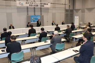 おかやまマラソン 定員1．9倍、3．1万人応募　実行委総会で報告 18日まで受け付け